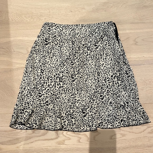 Leopard print skirt - Picture 3 of 4